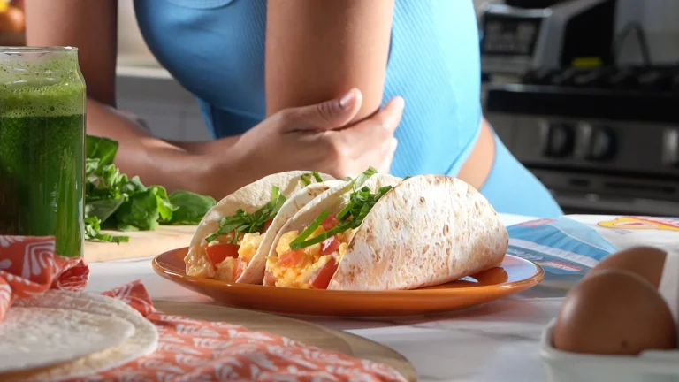 Desayuno huevo espinaca