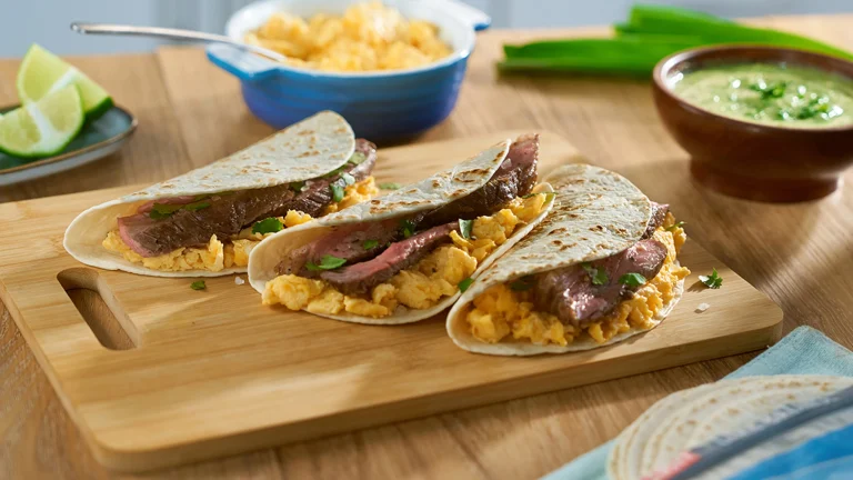 Taco huevo y carne